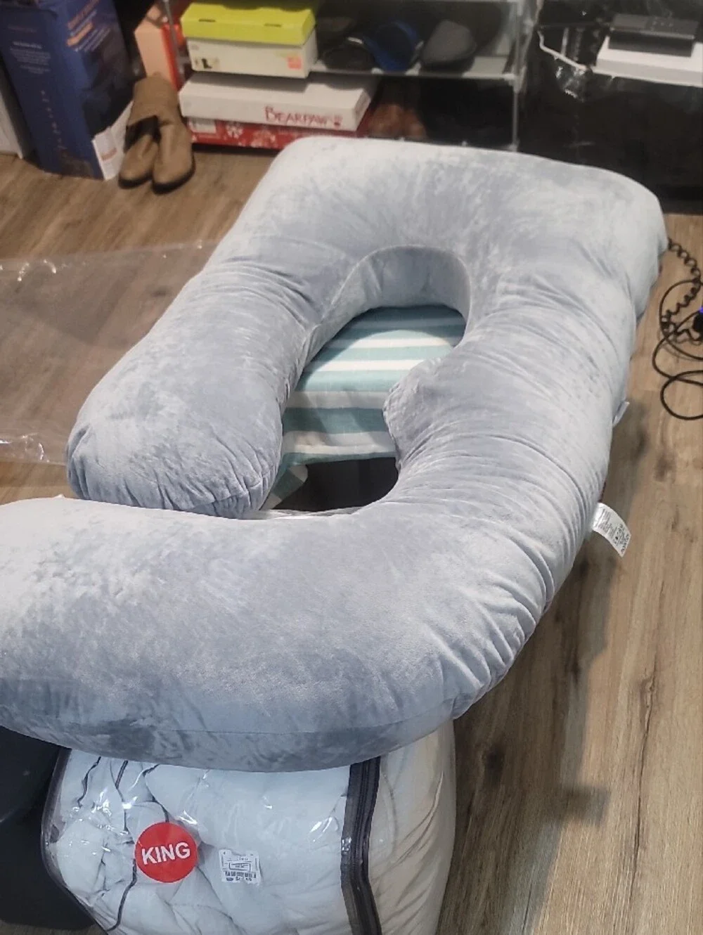 Gray Full-Body Pregnancy Support Pillow - Plush Comfort